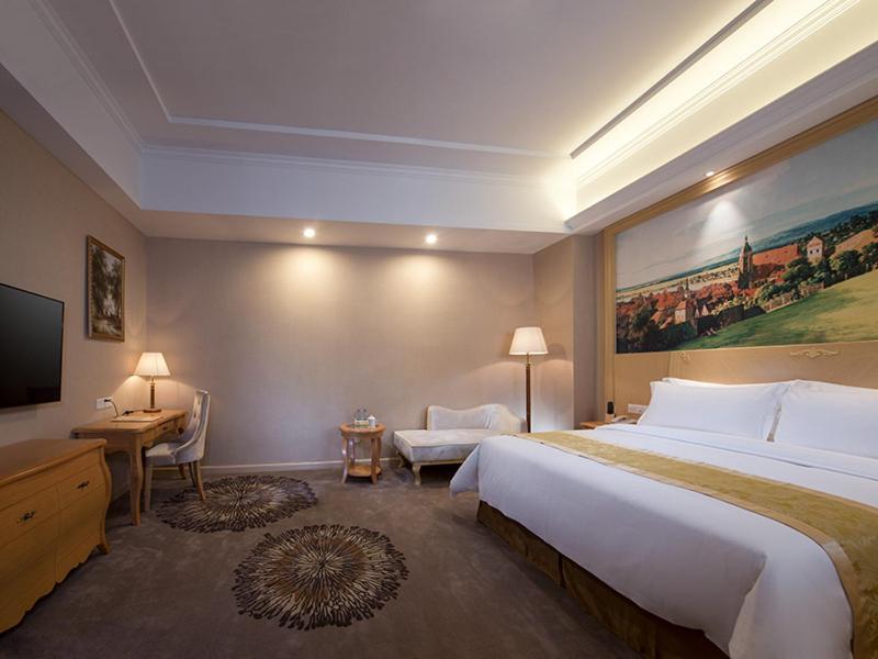 Vienna Hotel Guangzhou Baiyun Airport Exterior foto